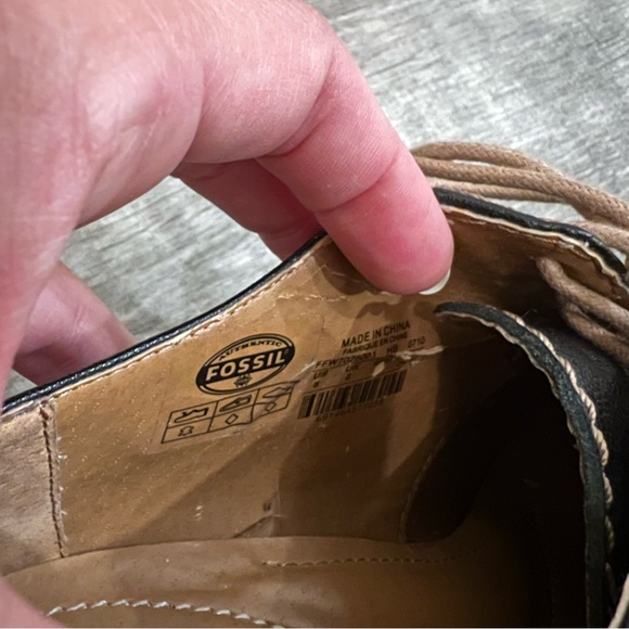 Vintage Fossil black leather laced heels - Picture 6 of 6